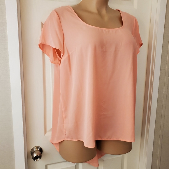 Torrid Hi-Lo Flowing Blouse - Picture 2 of 12